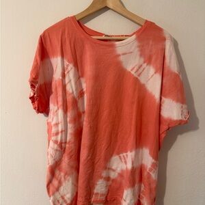Time and Tru Coral and White Tie-Dye Top